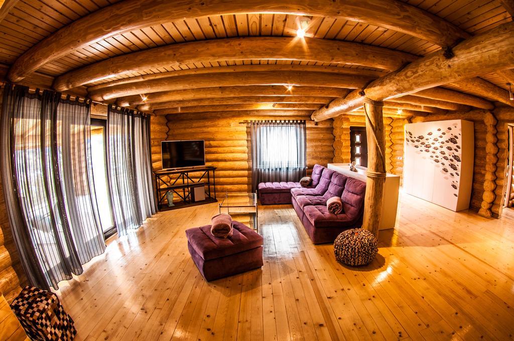 Cabana Deac - Luxury Chalet Vatra Dornei Room photo